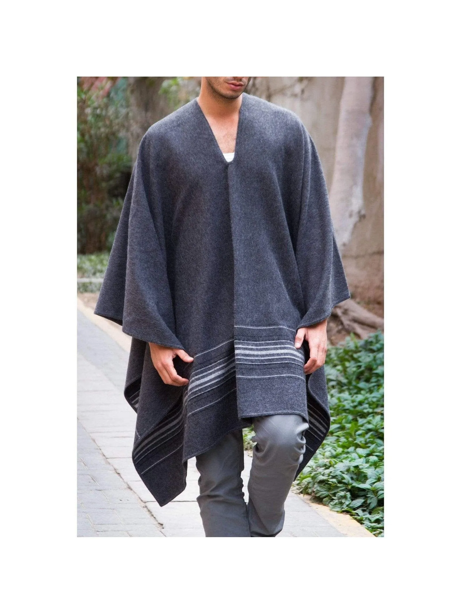 Alpaca Blend Poncho- Gray Nazca