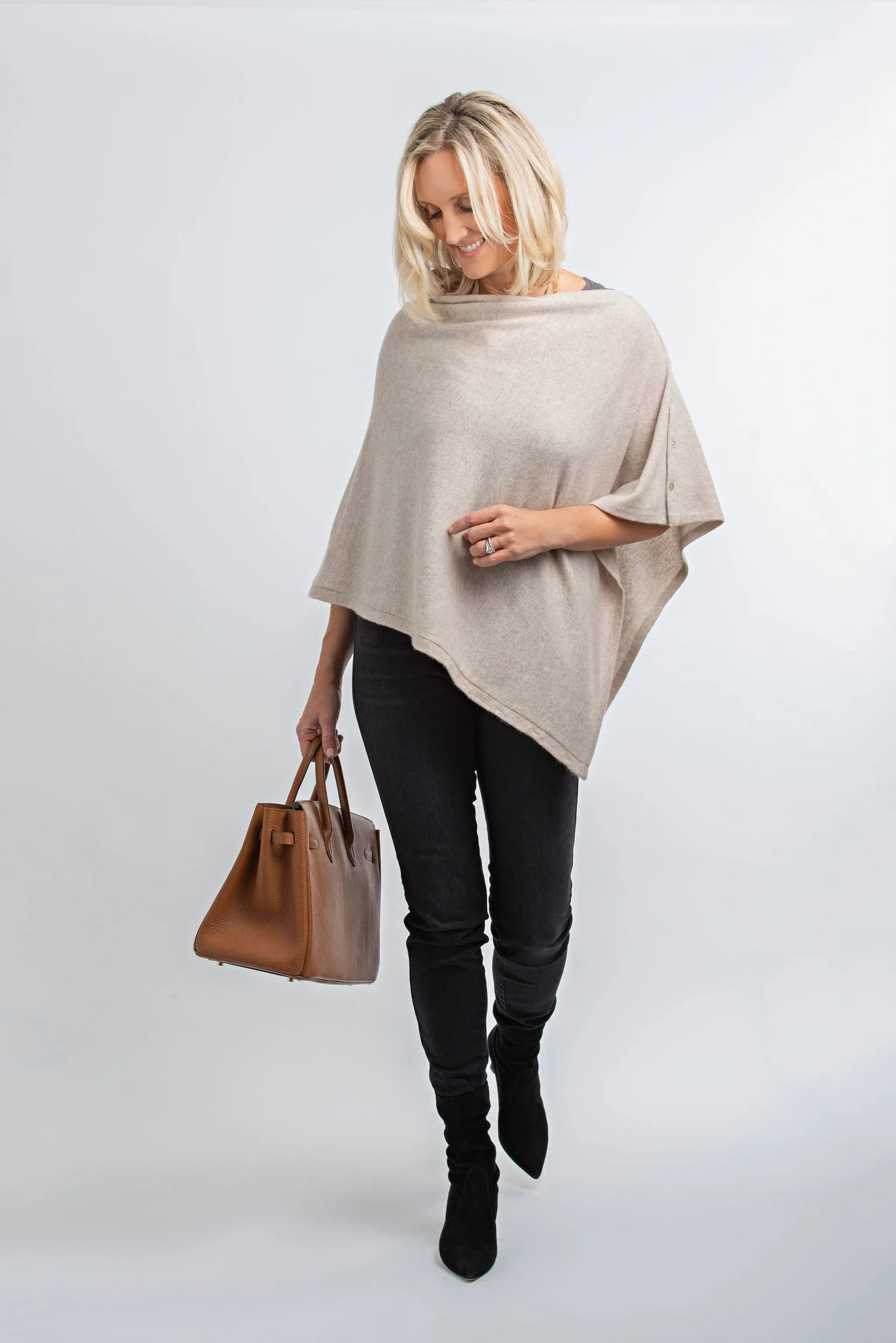 Cashmere Poncho Light Beige | Millet Back in Stock