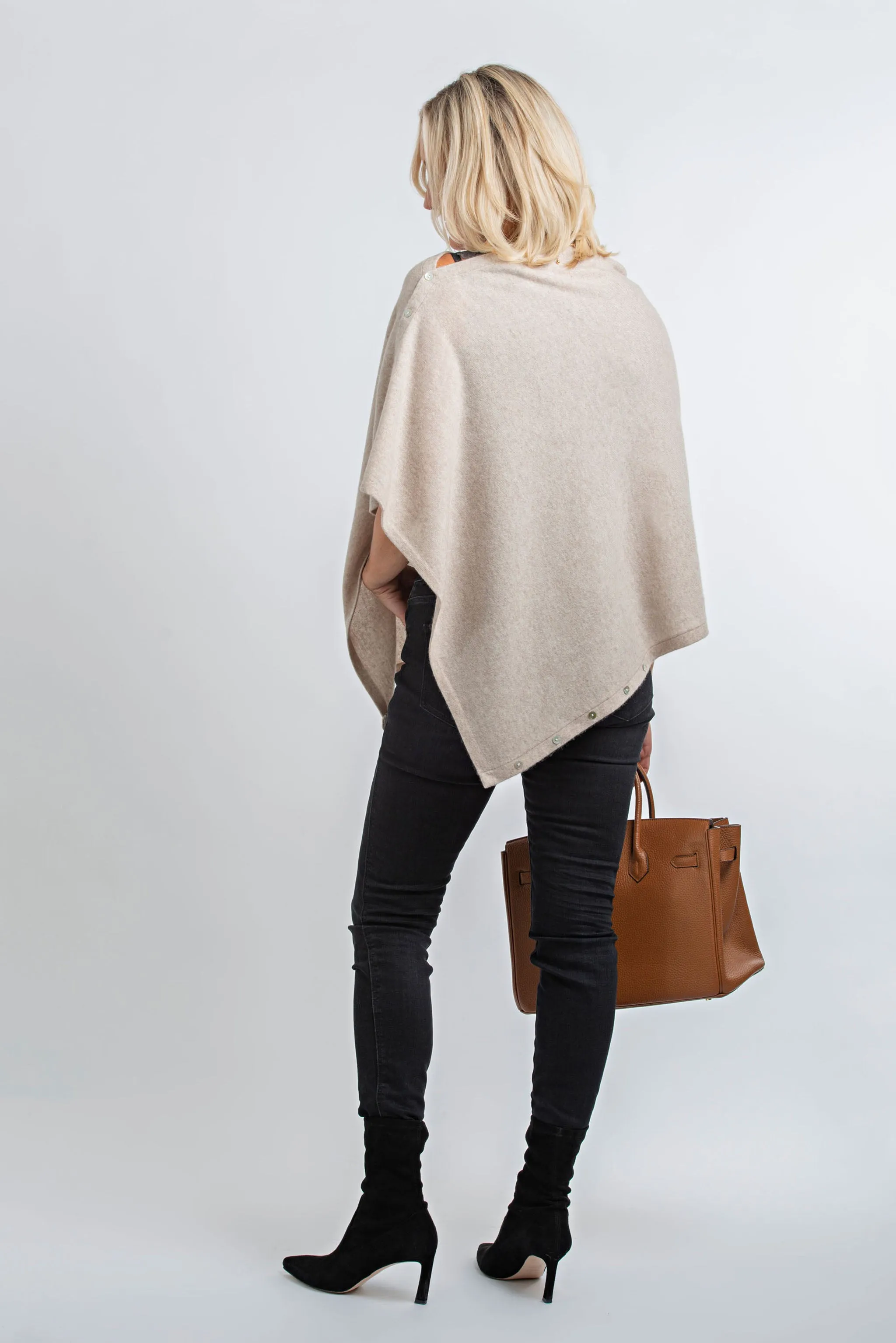 Cashmere Poncho Light Beige | Millet Back in Stock