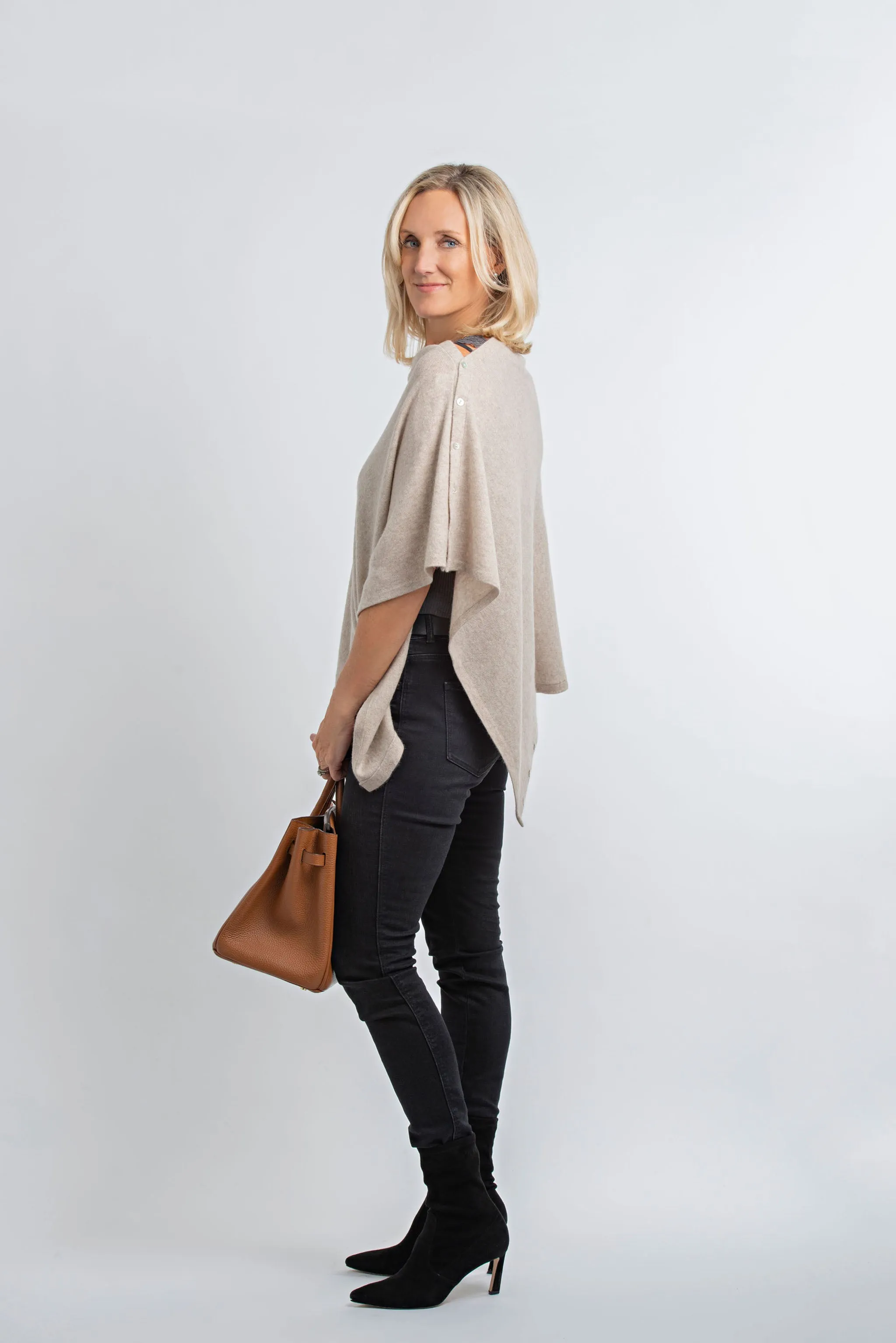 Cashmere Poncho Light Beige | Millet Back in Stock