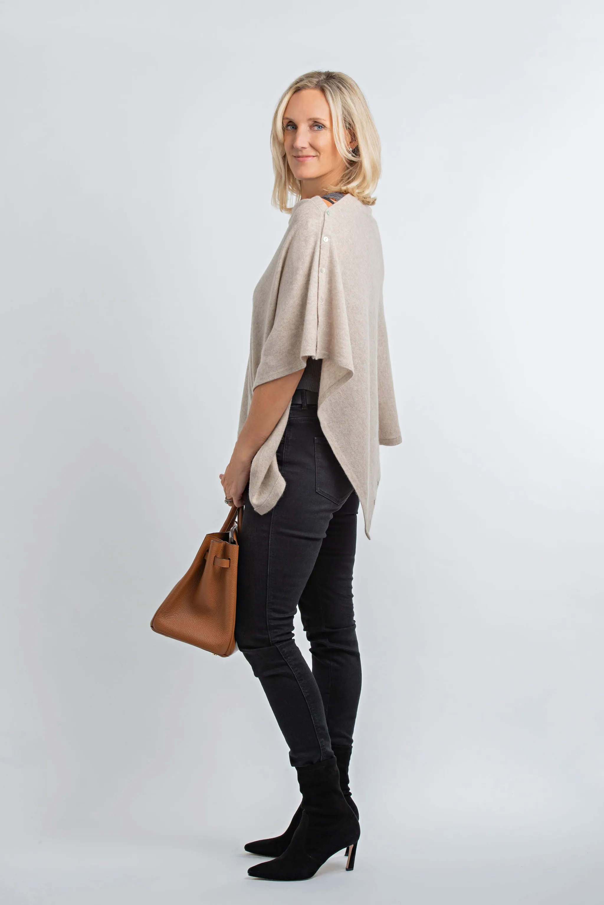 Cashmere Poncho Light Beige | Millet Back in Stock