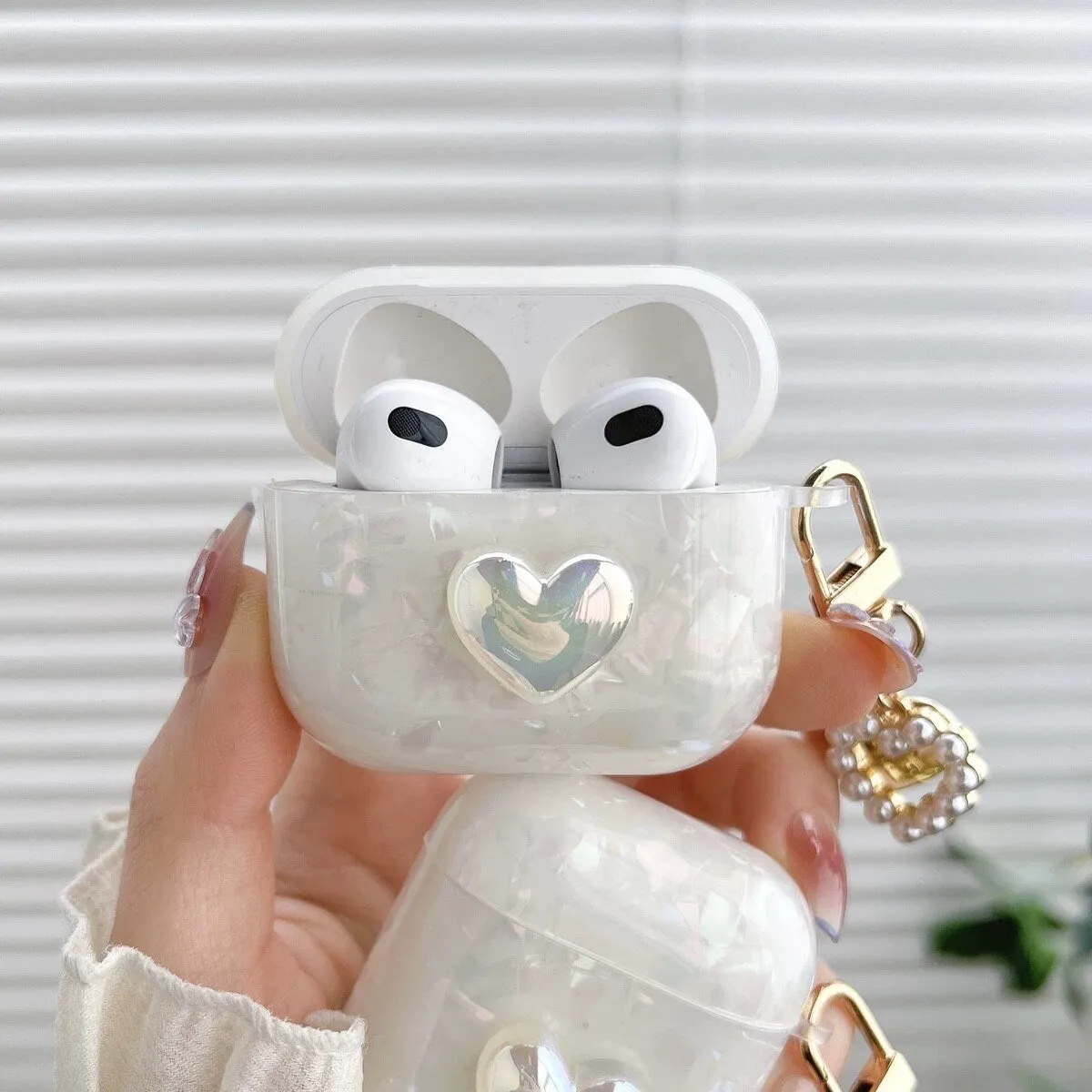 Cute White Pearlescent Marble Heart Protective Shockproof Cover AirPods Case + Carabiner Heart Charm for AirPods 1 2 3 Pro 2 Gen