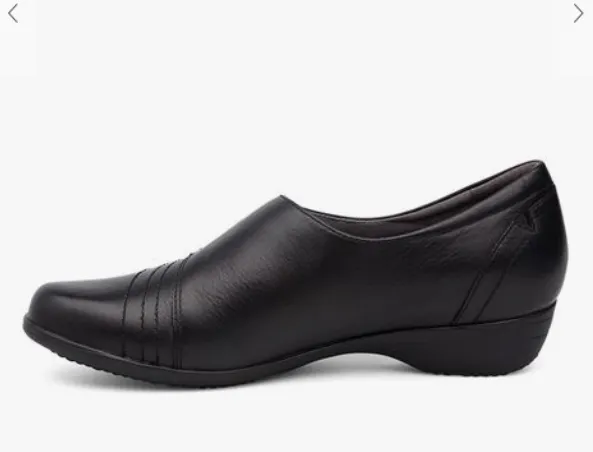 DANSKO SLIP ON FRANNY BLACK