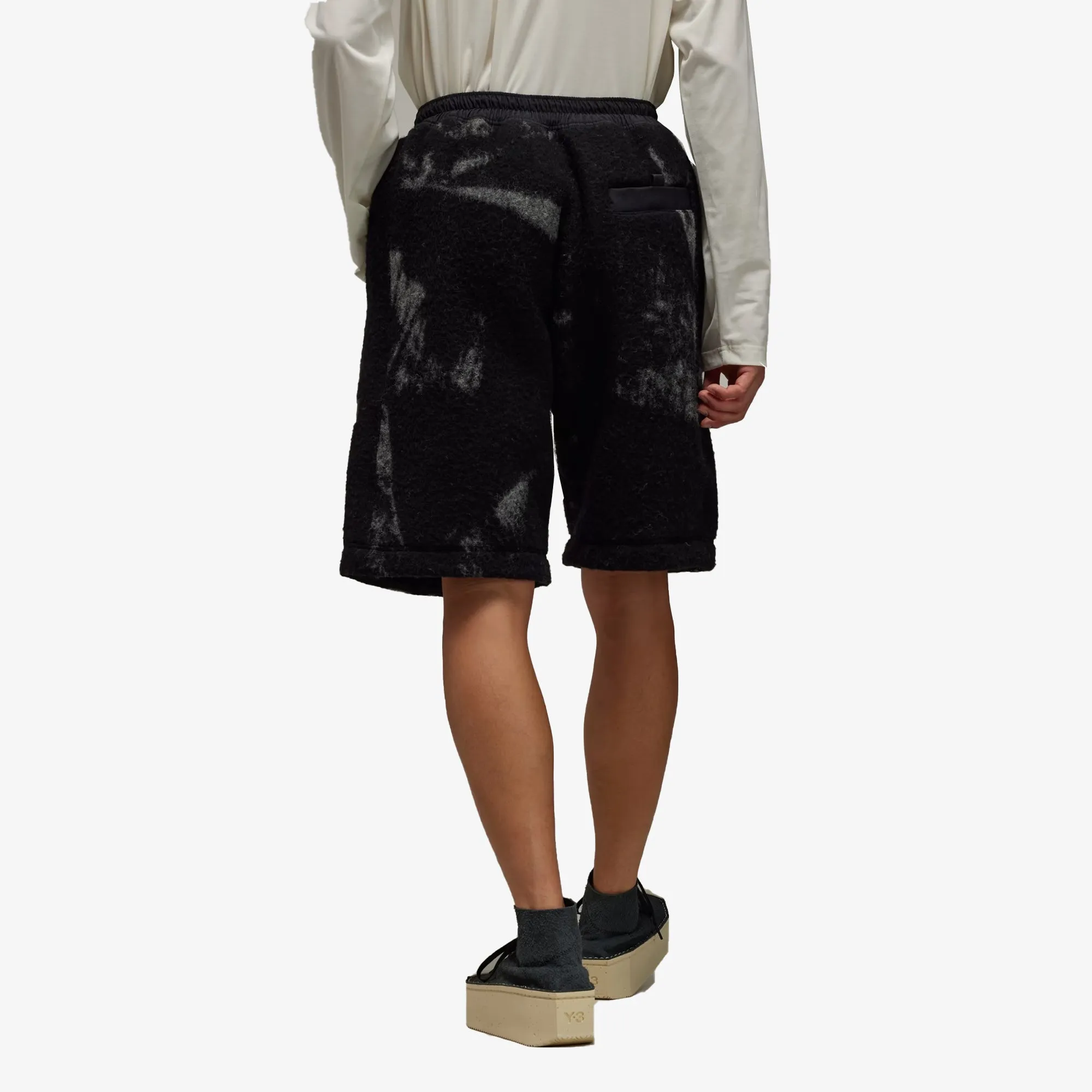 FUZZY FLEECE SHORTS 'BLACK'