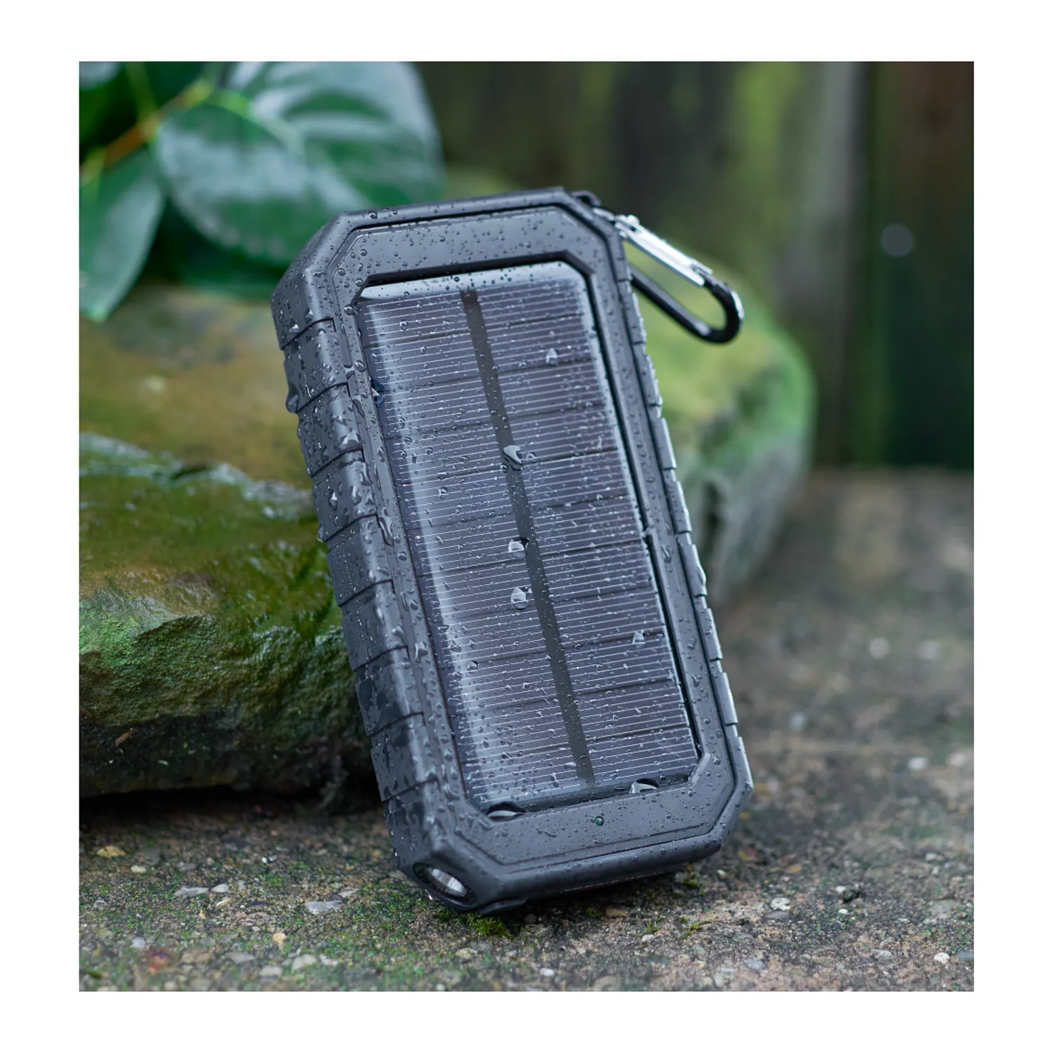 High Sierra IPX 5 Solar Fast Wireless Power Bank