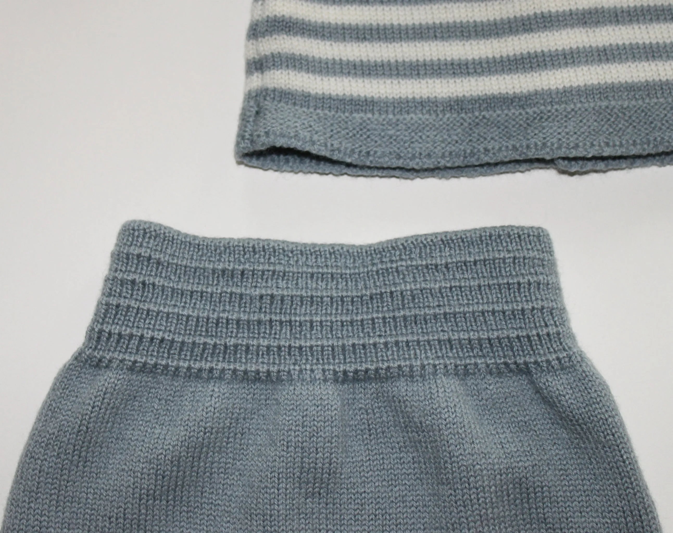 La Coqueta Blue And White Merino Wool Baby Outfit