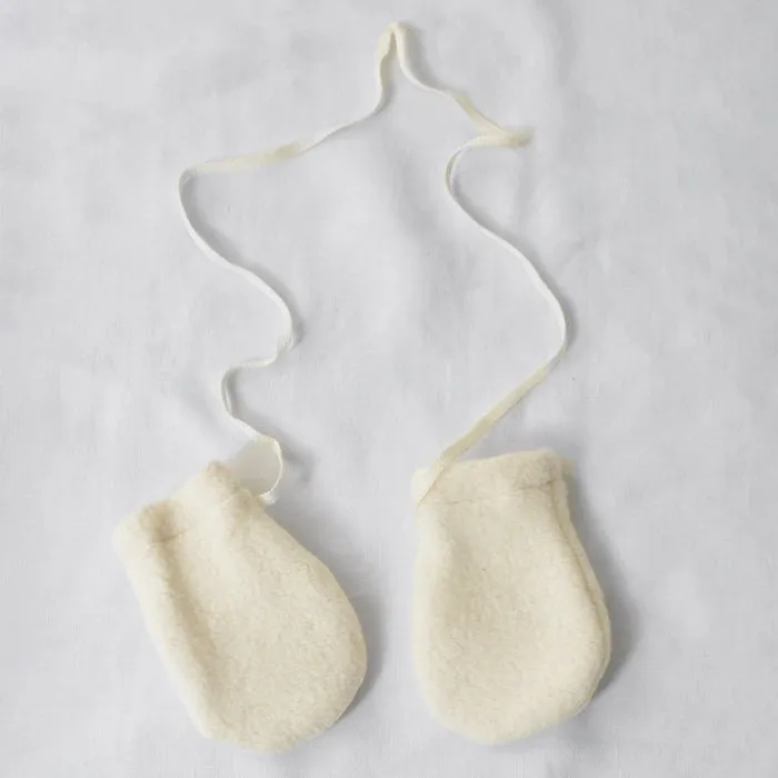 Makié Baby Riley Mittens Milk Cream