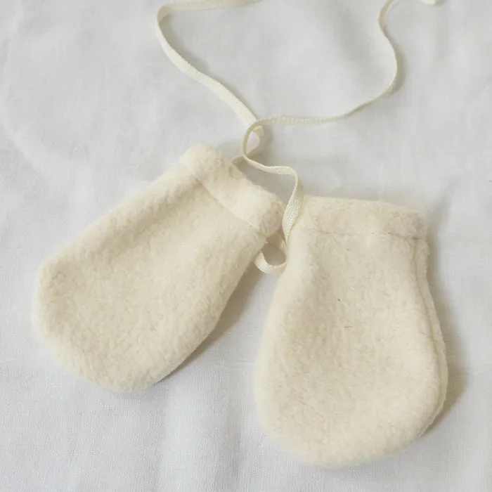 Makié Baby Riley Mittens Milk Cream