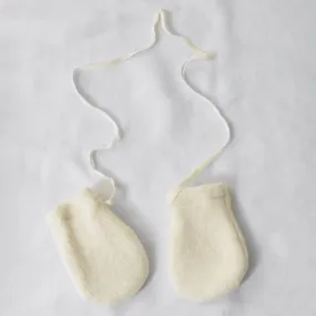 Makié Baby Riley Mittens Milk Cream