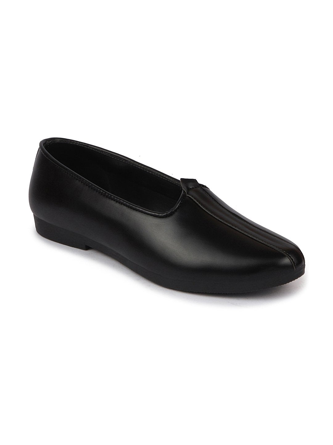 Men Ethnic Black Slip On Juttis and Mojaris