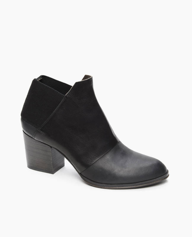 Oron Bootie