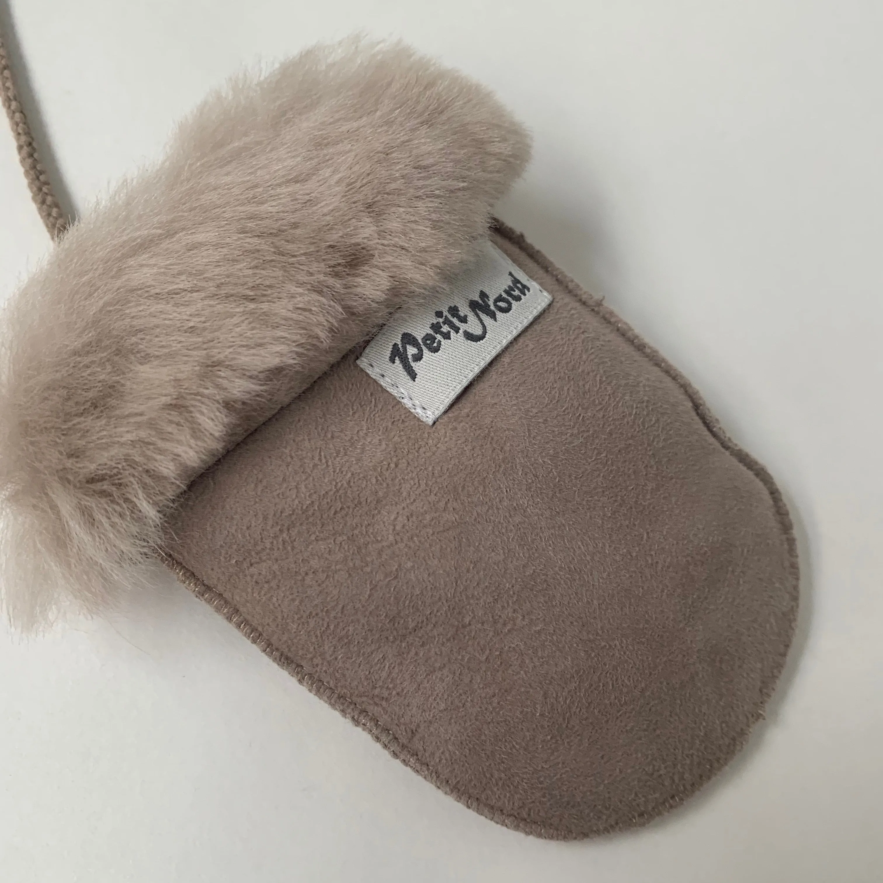 Petit Nord Taupe Sheepskin Mittens: 1-2 Years